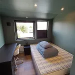 Centrally Located New 아파트 스타방에르